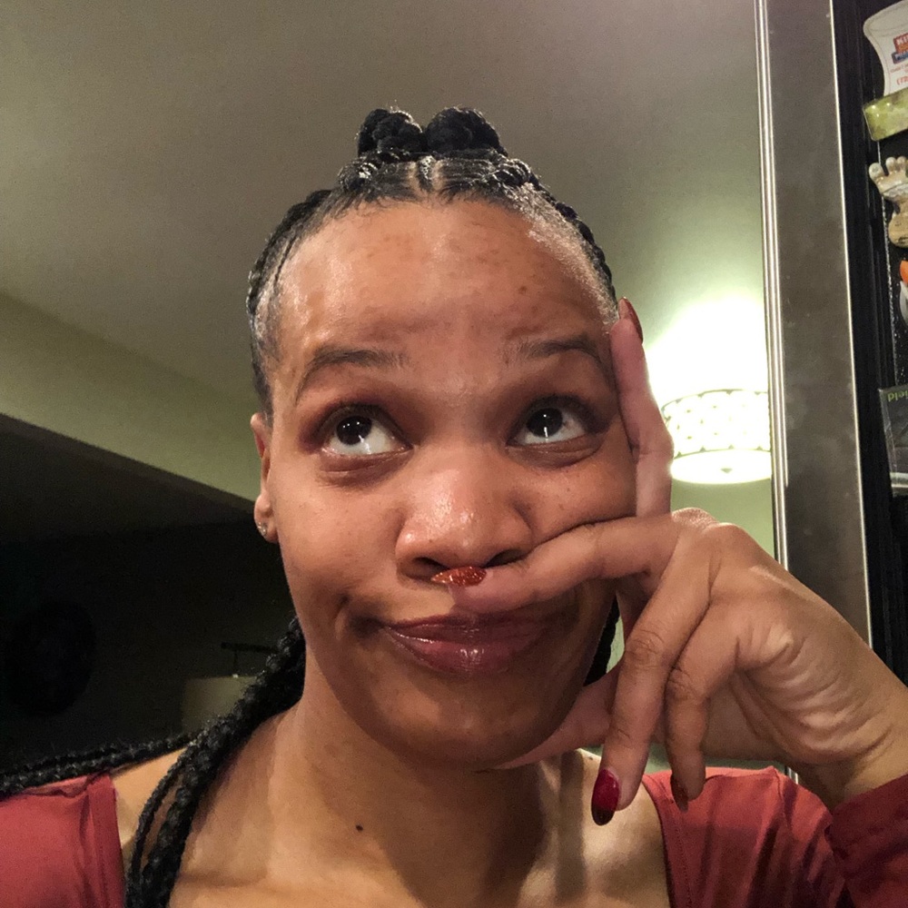 Meet your Posher, Jennifer